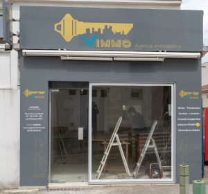 devanture agence immobilière
