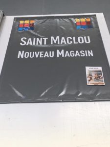 bâche magasin